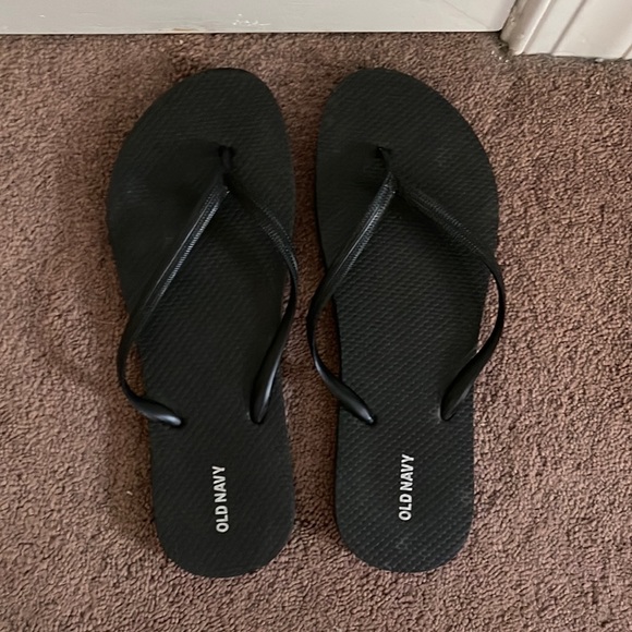 Black flip flops - Picture 1 of 2